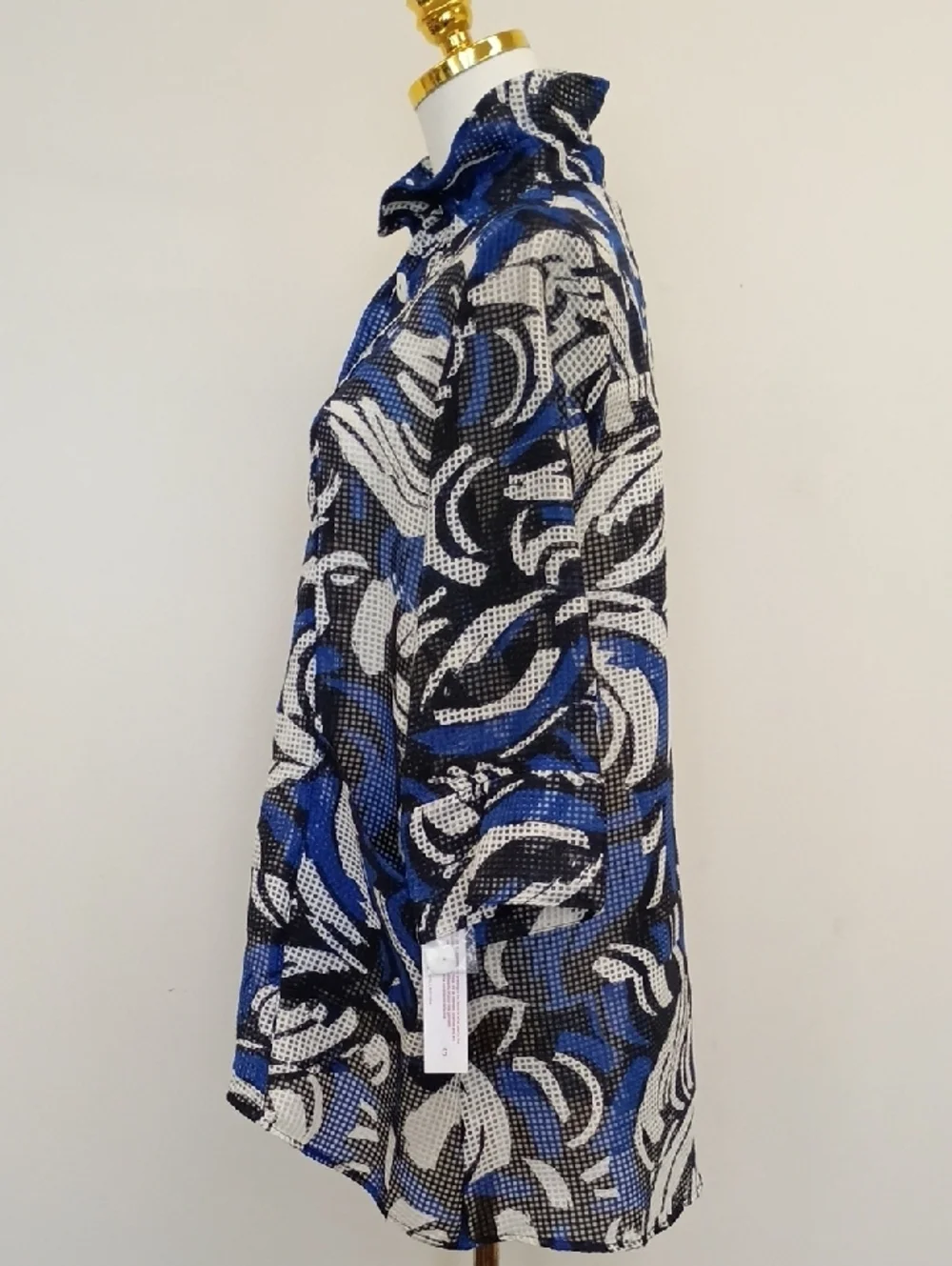 IC By Connie K Ruffle Blouse Blue Black Print Size Small NWT - Picture 3 of 16